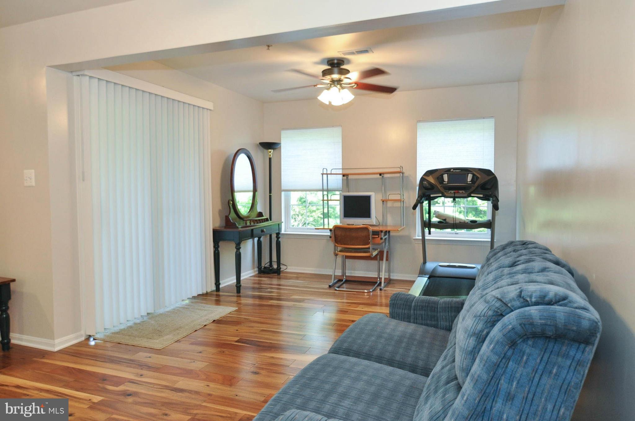 208 Braxton Way Edgewater, MD 21037 - Photo 11 of 30 Family Room