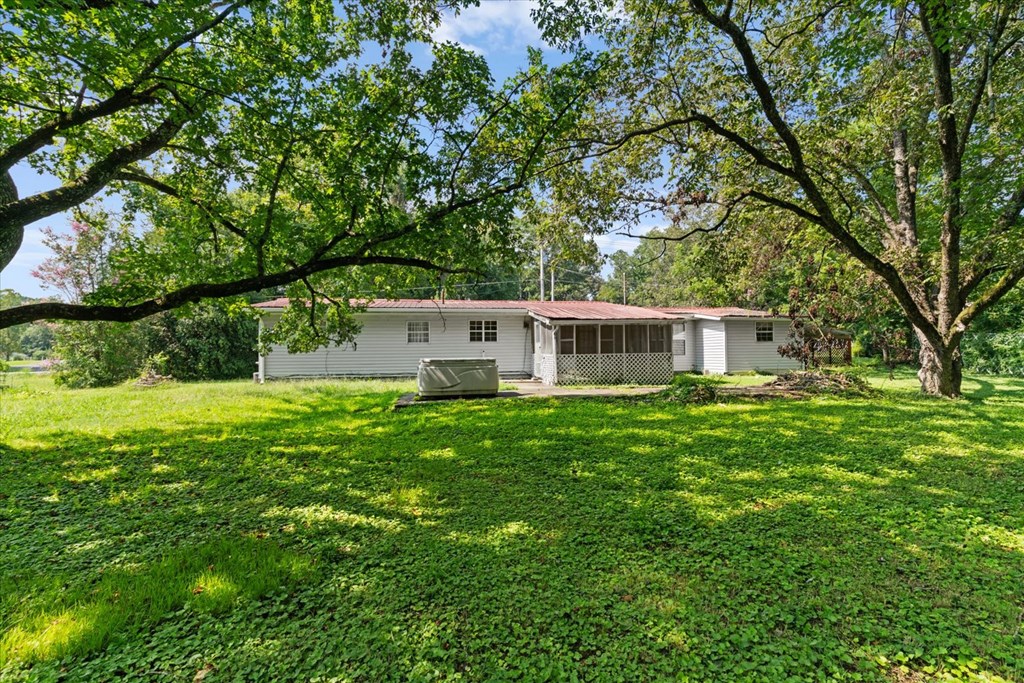 4386 Tibbs Bridge Road Southeast Dalton, GA 30721 - Photo 39 of 52 Gallery Image 39