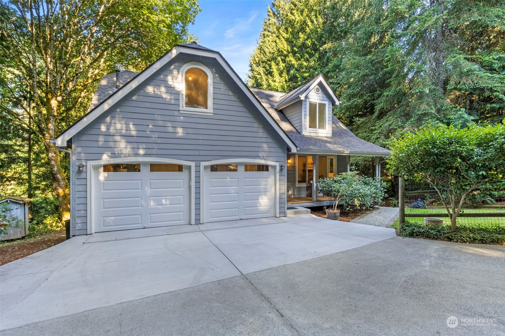 10095 Northeast Knight Road Bainbridge Island, WA 98110 - Photo 1 of 29 Gallery Image 1