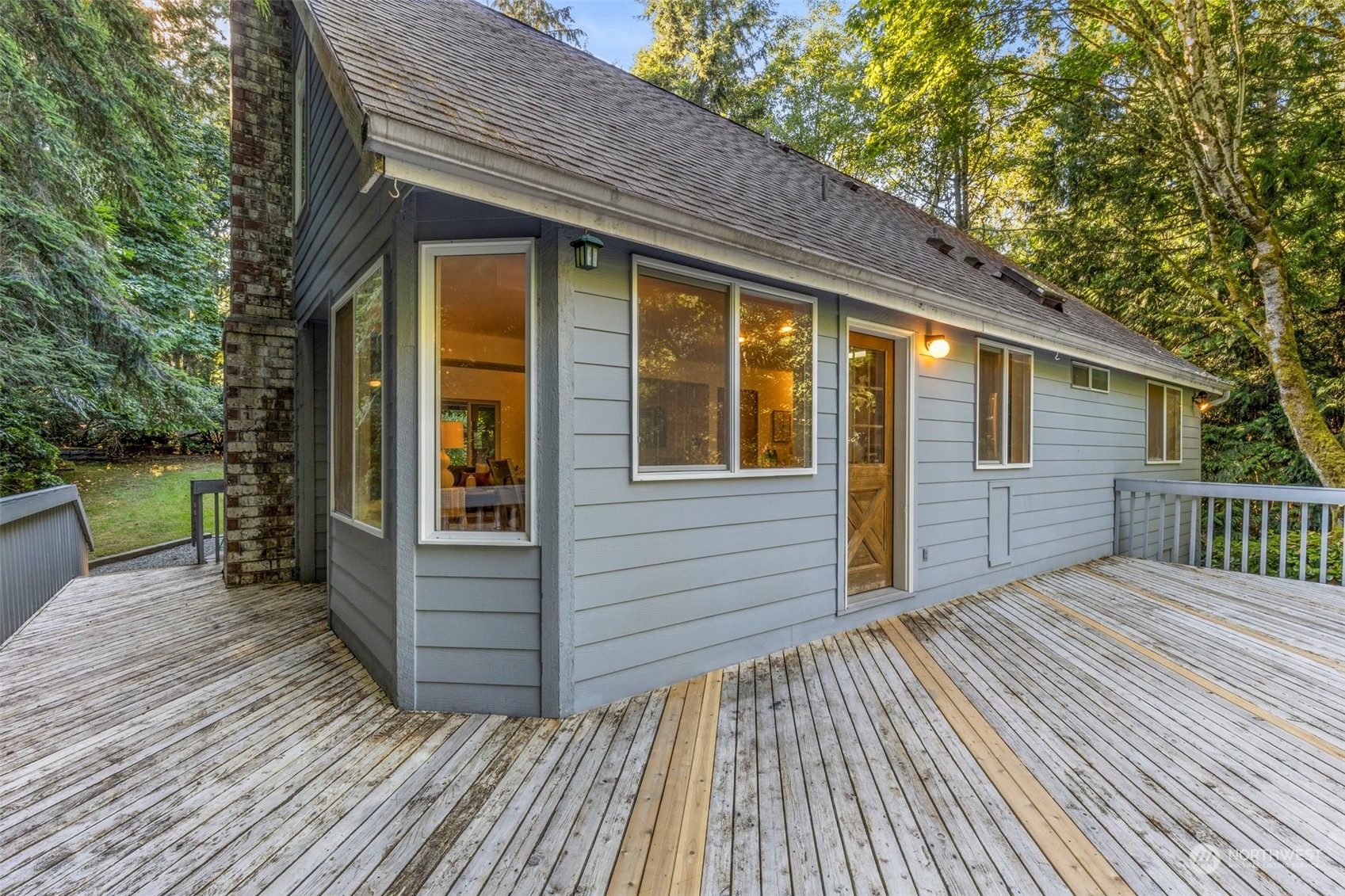 10095 Northeast Knight Road Bainbridge Island, WA 98110 - Photo 22 of 29 Gallery Image 22