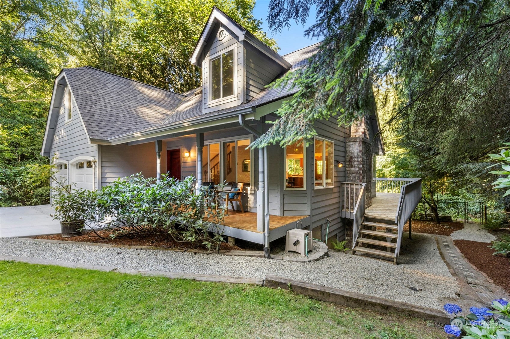 10095 Northeast Knight Road Bainbridge Island, WA 98110 - Photo 5 of 29 Gallery Image 5