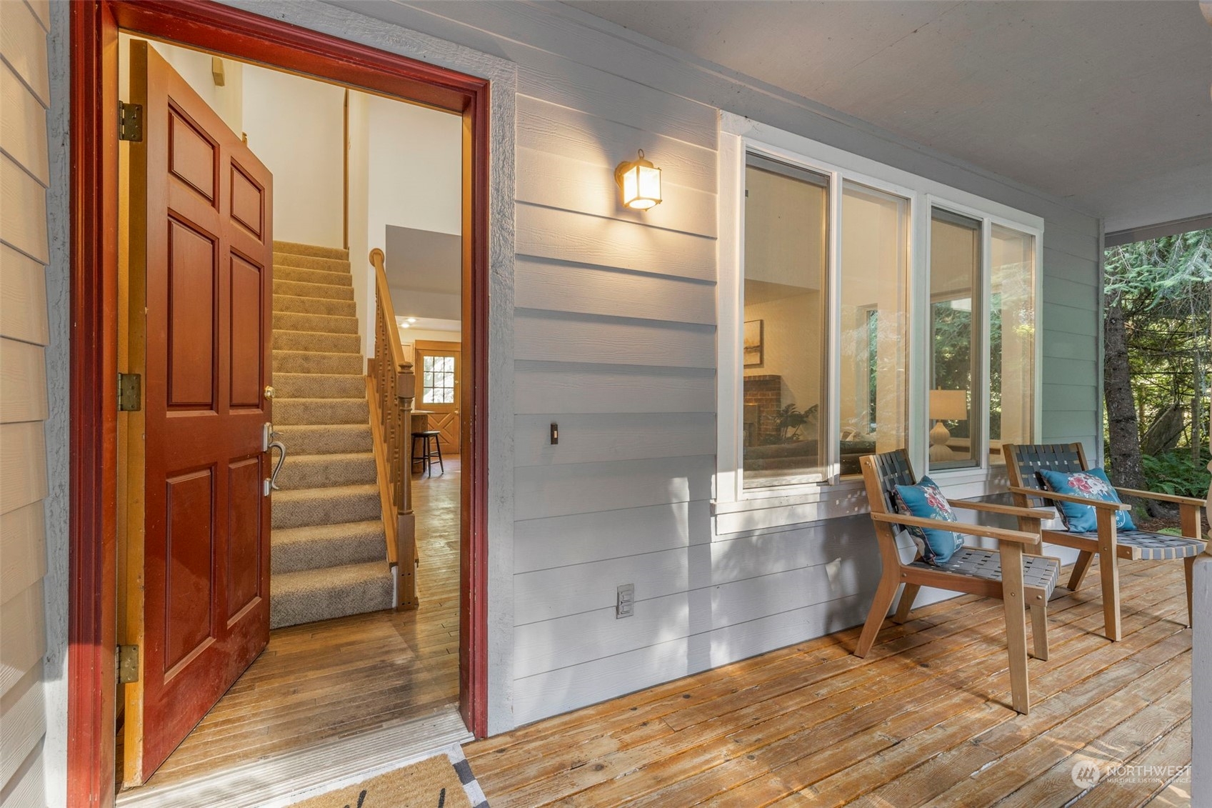 10095 Northeast Knight Road Bainbridge Island, WA 98110 - Photo 7 of 29 Gallery Image 7
