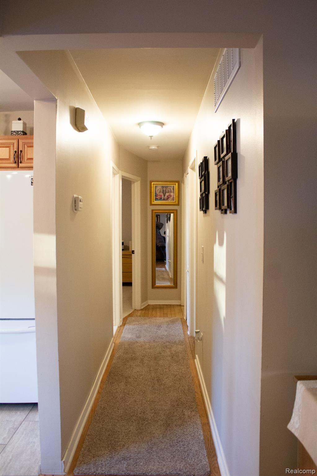 26055 Schoenherr Road Warren, MI 48089 - Photo 20 of 35 21.jpg