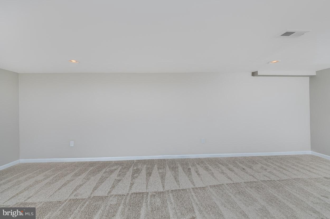 3707 Coronado Road Baltimore, MD 21244 - Photo 22 of 30 Family Room