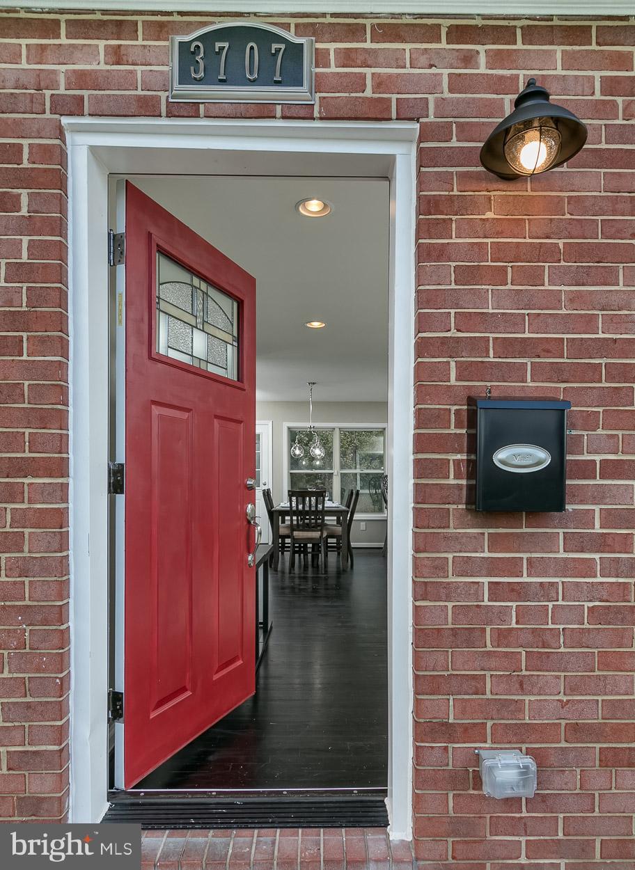 3707 Coronado Road Baltimore, MD 21244 - Photo 5 of 30 Exterior (Front)