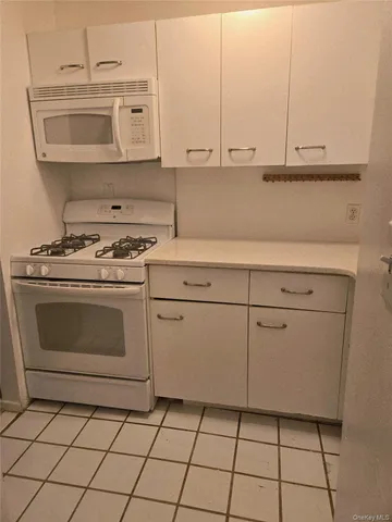 $220,000 | 111-22 66th Avenue, Unit 2C | Forest Hills