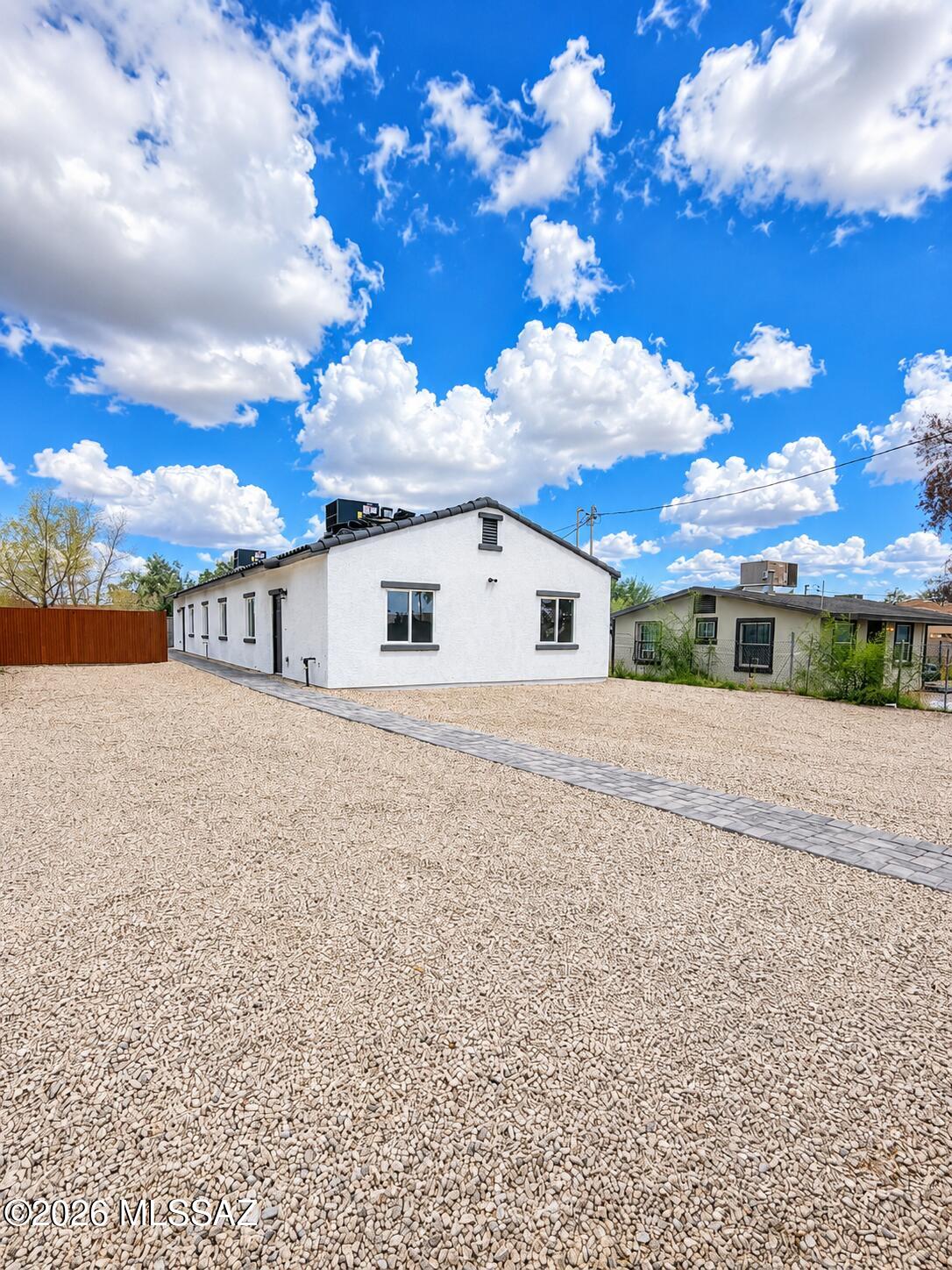 360 East Aircraft Road Tucson, AZ 85706 - Photo 1 of 17 a
