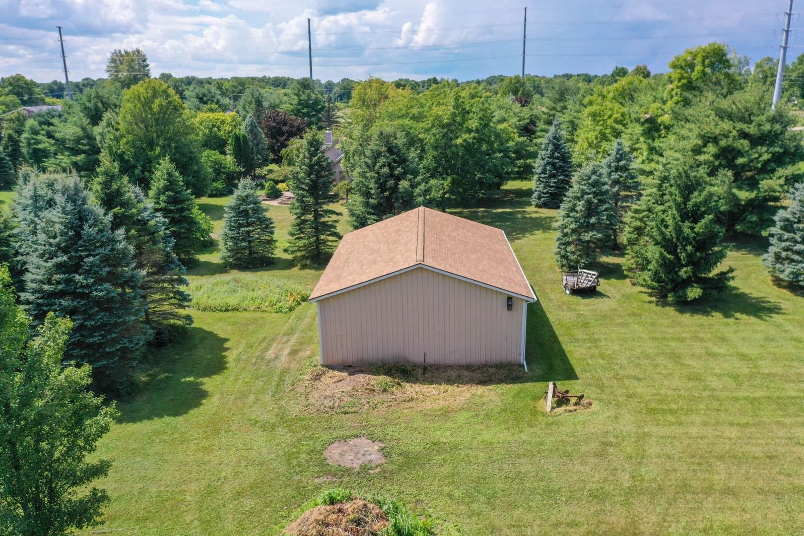 3708 Klam Road Columbiaville, MI 48421 - Photo 41 of 63 50087250-40.JPG
