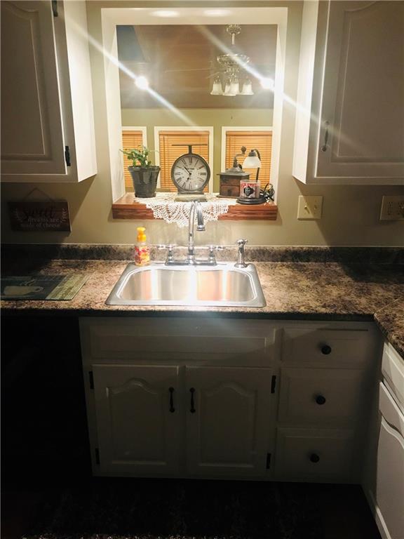 721 Hecla Road Mount Pleasant, PA 15666 - Photo 9 of 19 kitchen looks into great room