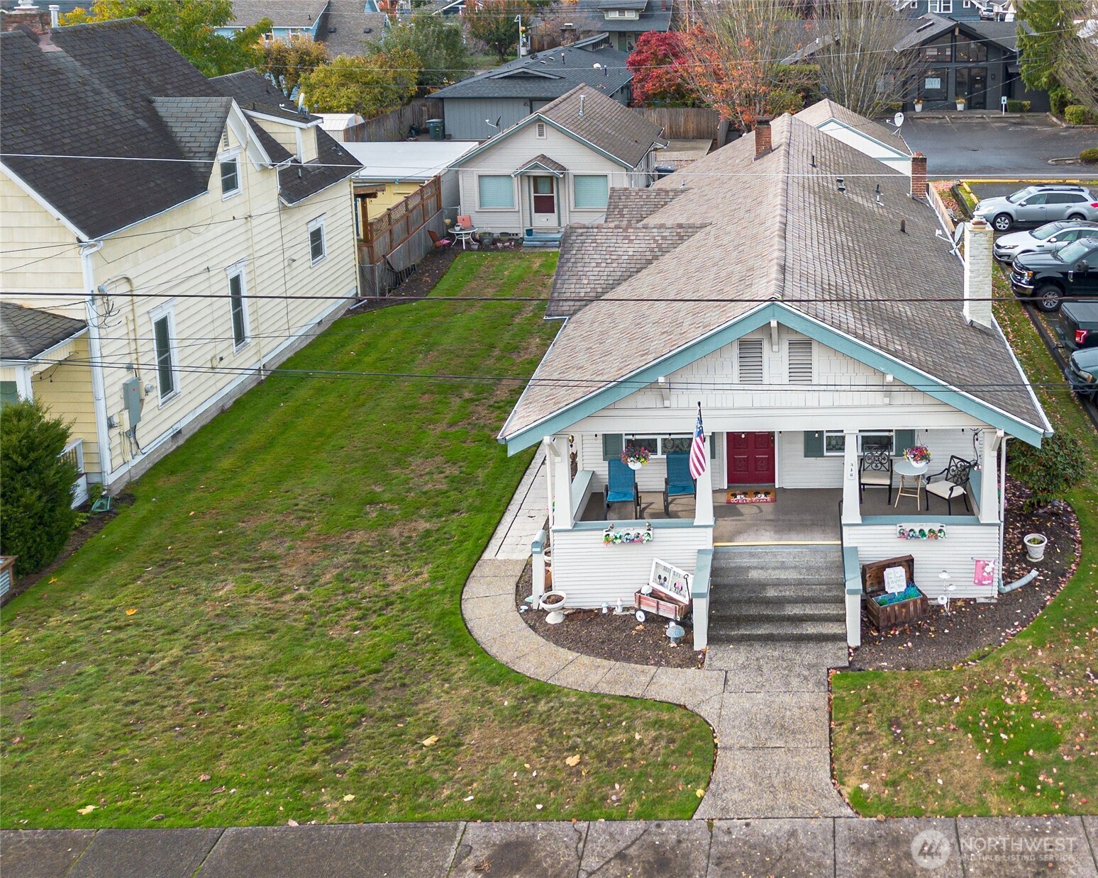 318 4th Street Southwest Puyallup, WA 98371 - Photo 38 of 40 an aerial view of a house with a yard
