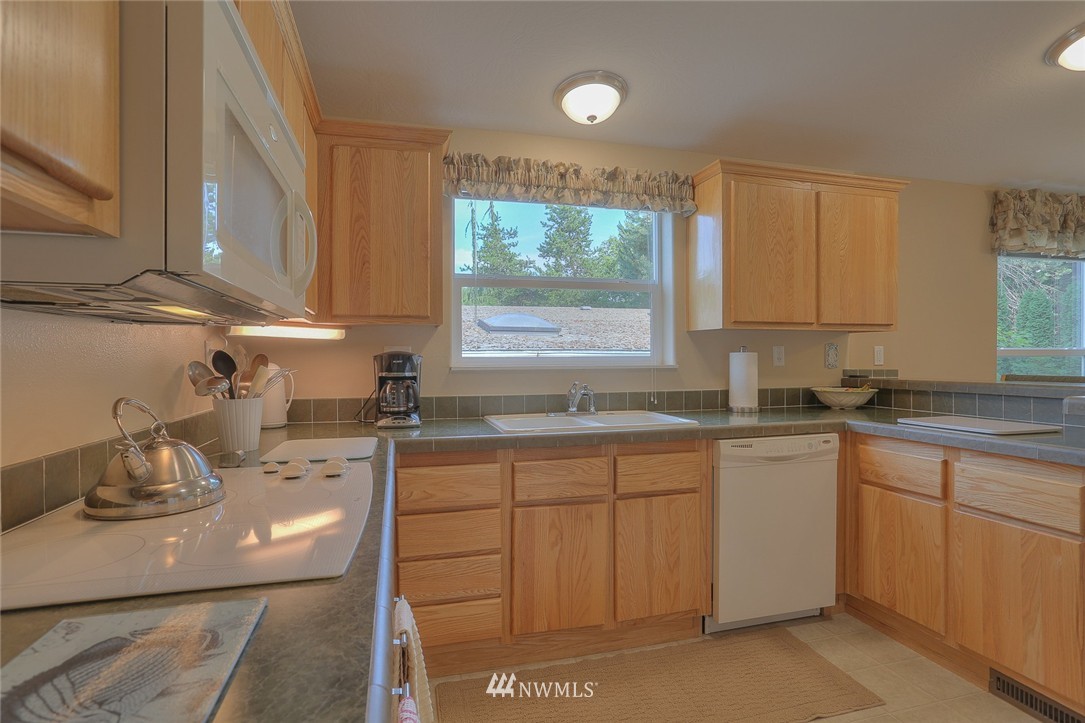 1032 Park Circle Bothell, WA 98021 - Photo 12 of 25