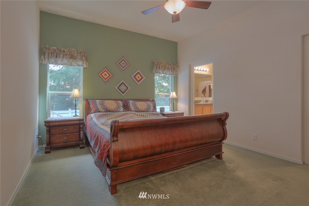 1032 Park Circle Bothell, WA 98021 - Photo 15 of 25
