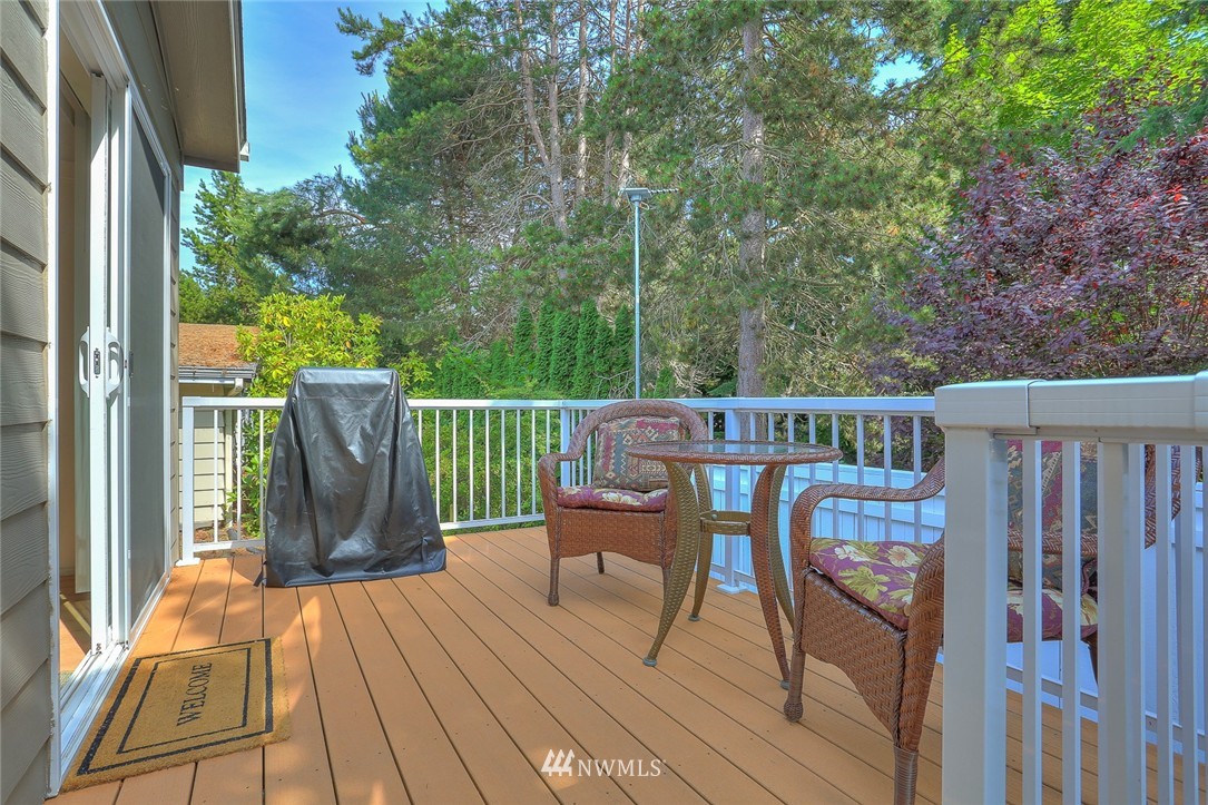 1032 Park Circle Bothell, WA 98021 - Photo 22 of 25