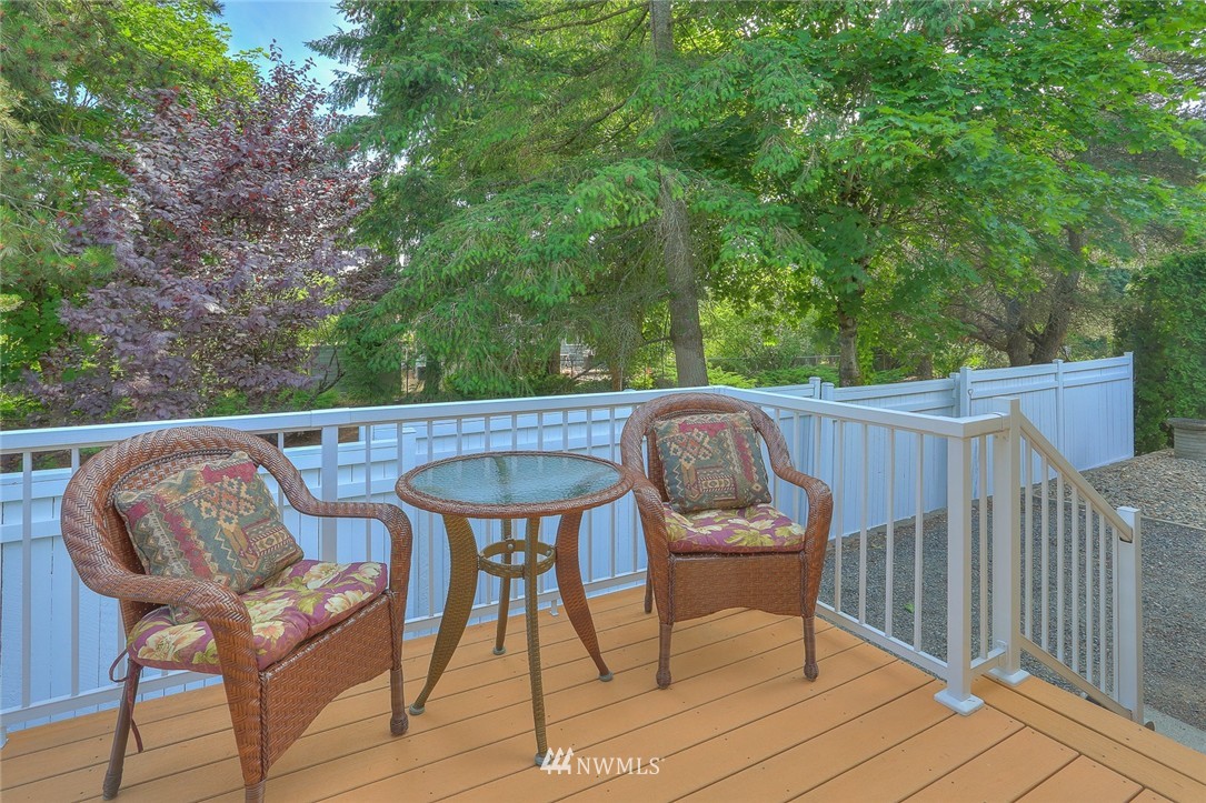 1032 Park Circle Bothell, WA 98021 - Photo 23 of 25