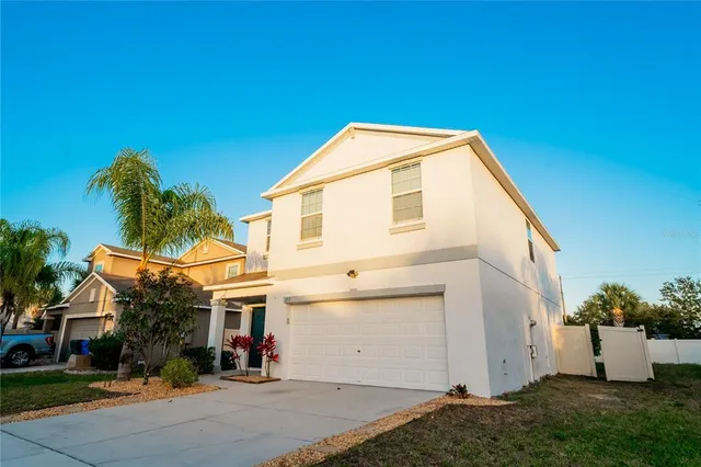 $329,900 | 253 Cascade Bend Drive, Ruskin, FL 33570