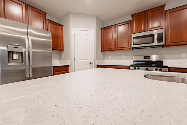 $329,900 | 253 Cascade Bend Drive, Ruskin, FL 33570