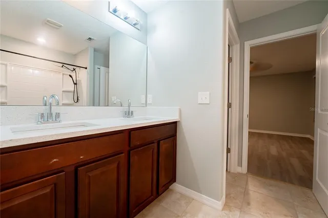 $329,900 | 253 Cascade Bend Drive, Ruskin, FL 33570