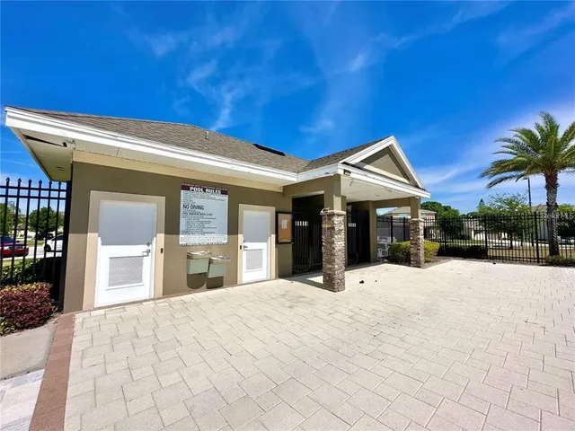 $329,900 | 253 Cascade Bend Drive, Ruskin, FL 33570