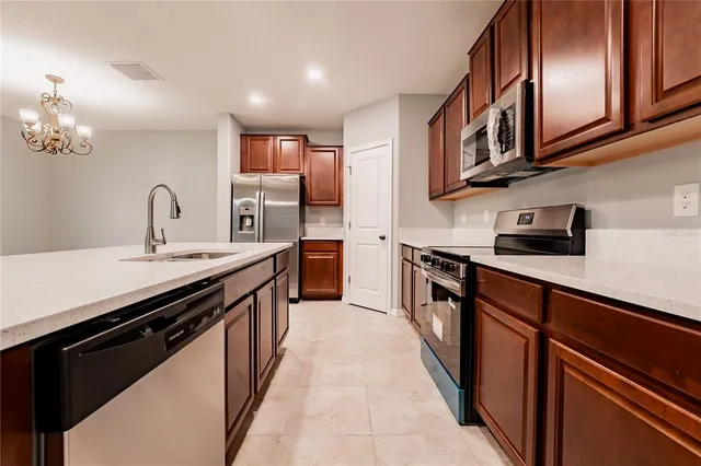 $329,900 | 253 Cascade Bend Drive, Ruskin, FL 33570