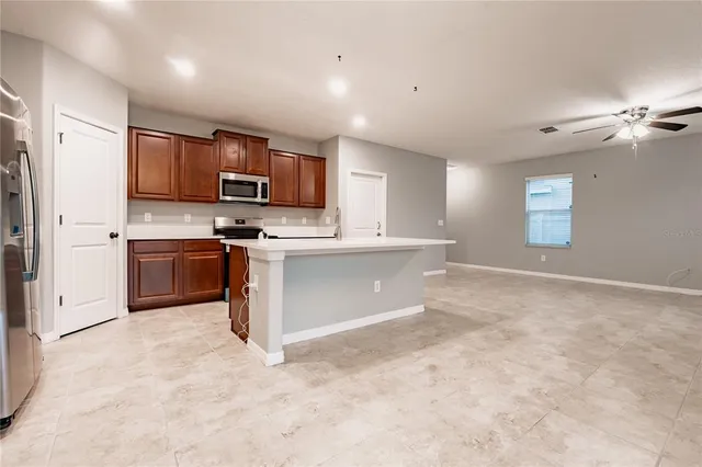 $329,900 | 253 Cascade Bend Drive, Ruskin, FL 33570