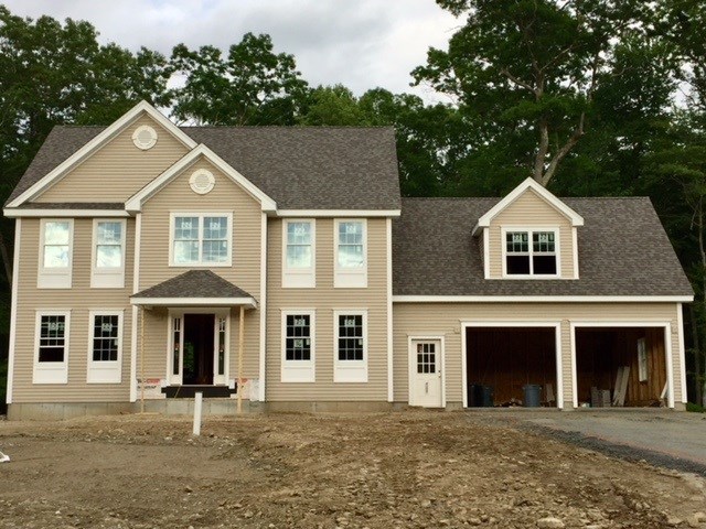 46 Lantern Road Lincoln, RI 02865 - Photo 2 of 6 Gallery Image 2