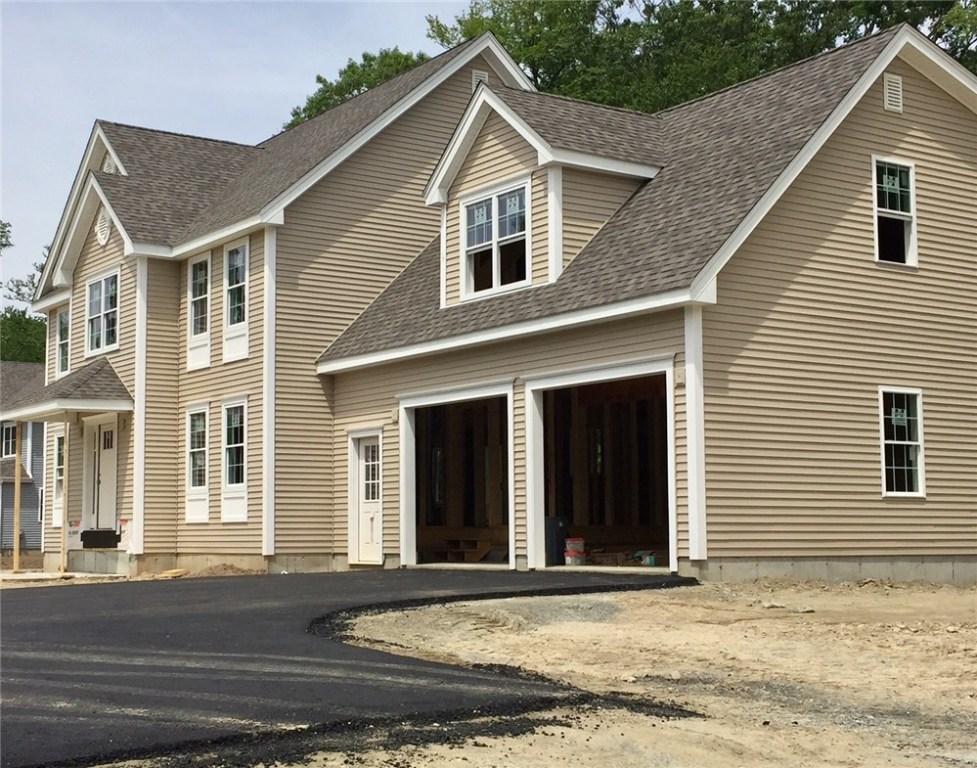 46 Lantern Road Lincoln, RI 02865 - Photo 3 of 6 Gallery Image 3