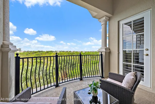 $1,875,000 | 138 Tierra Lane, Unit 6, Jupiter, FL 33477