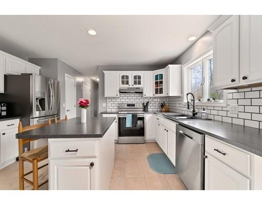 365 Rondeau Street Palmer, MA 01069 - Photo 2 of 30 Gallery Image 2