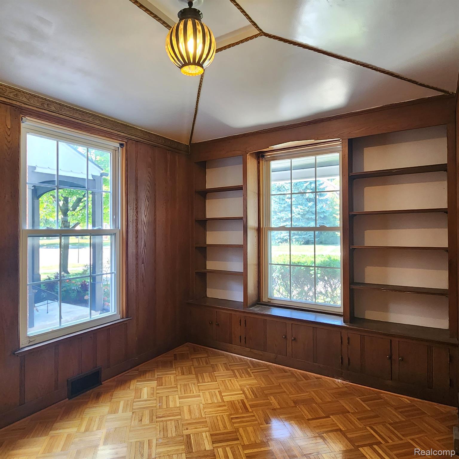 20034 Shrewsbury Road Detroit, MI 48221 - Photo 22 of 98 Gallery Image 22