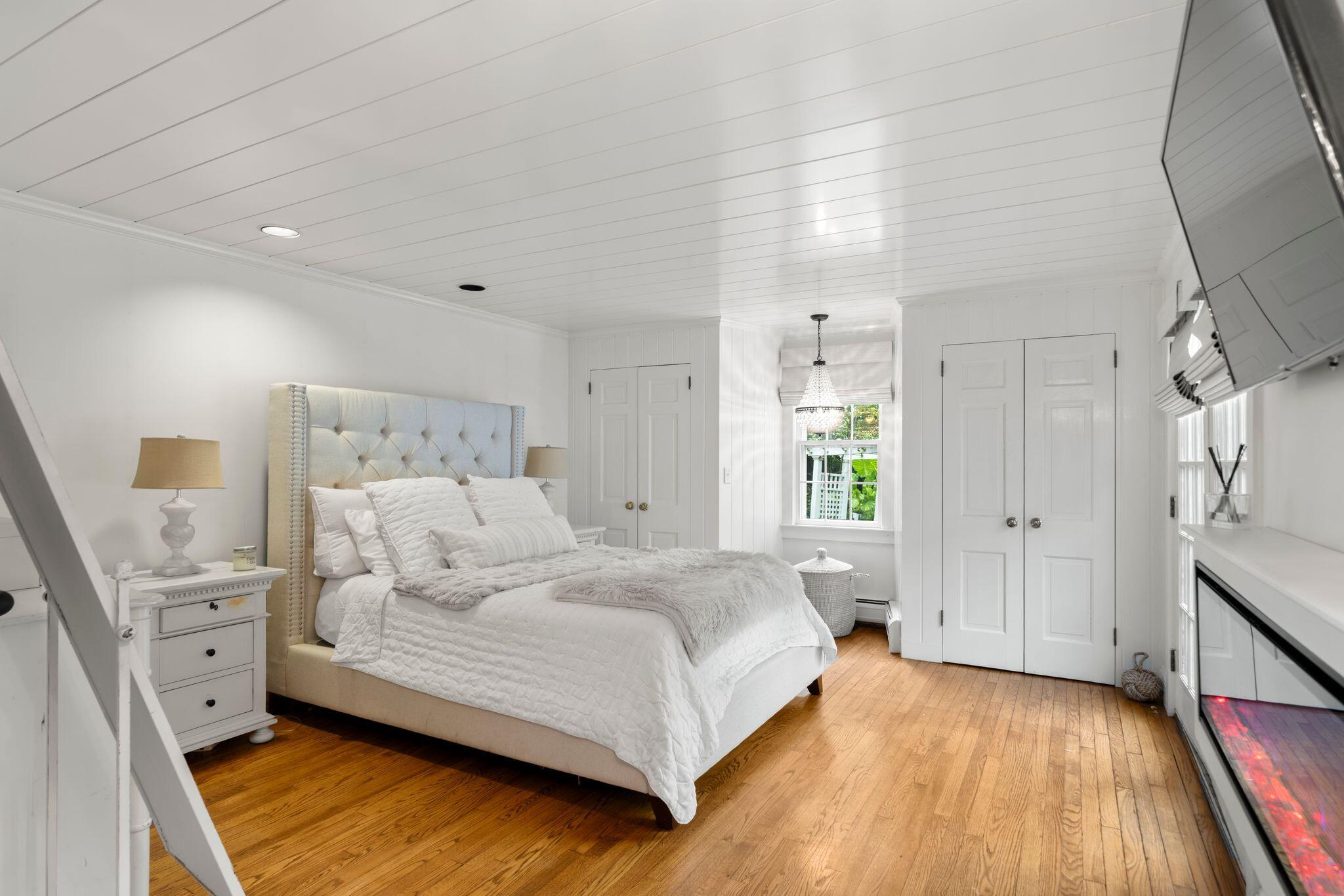 3714 Main Street Barnstable, MA 02630 - Photo 16 of 34 17_JWC09680
