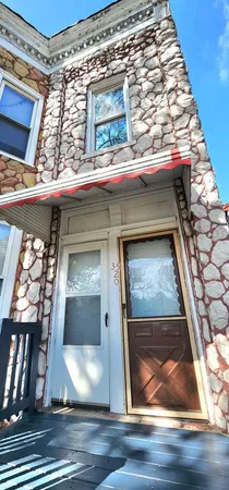 $1,300 | 3520 South Winchester Avenue, Unit G, Chicago, IL 60609
