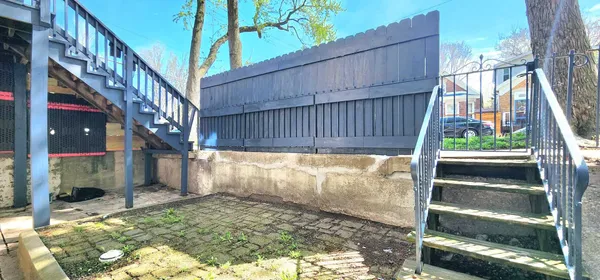 $1,300 | 3520 South Winchester Avenue, Unit G, Chicago, IL 60609