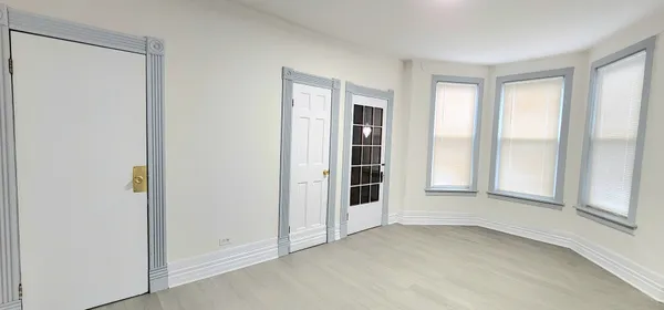 $1,300 | 3520 South Winchester Avenue, Unit G, Chicago, IL 60609