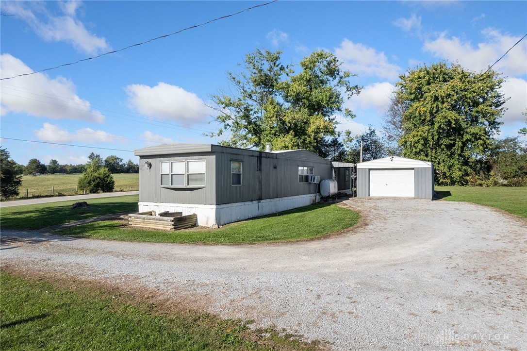 9873 Tri-County Road Winchester, OH 45697 - Photo 2 of 23 Gallery Image 2