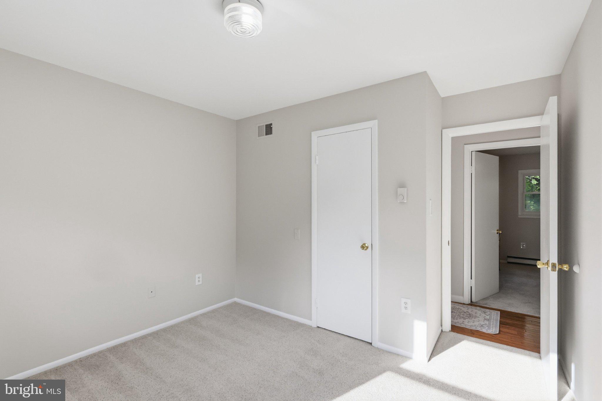 13528 Delaney Road Woodbridge, VA 22193 - Photo 15 of 39 Bedroom 2, upper level