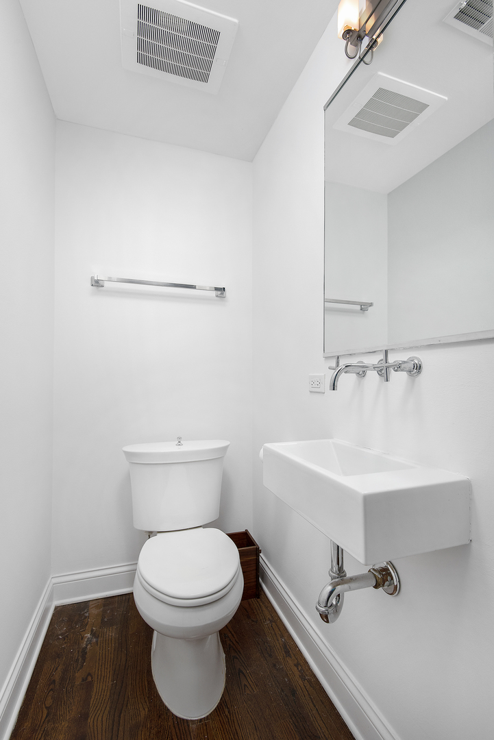 106 North Aberdeen Street, Unit 5H Chicago, IL 60607 - Photo 10 of 14