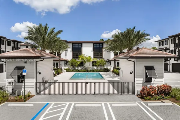 $12,000 | 7498 Southwest 100th Street, Pinecrest, FL 33156