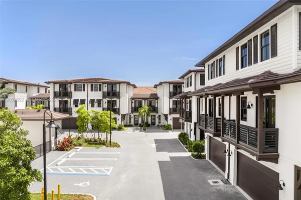 $12,000 | 7498 Southwest 100th Street, Pinecrest, FL 33156