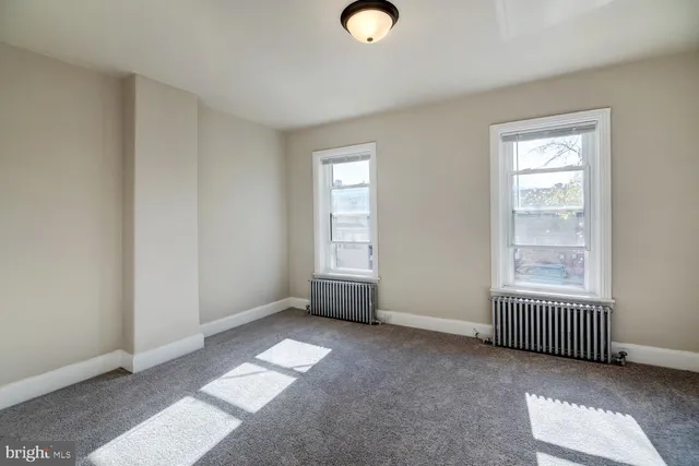 $1,900 | 1909 West 8th Street, Wilmington, DE 19805