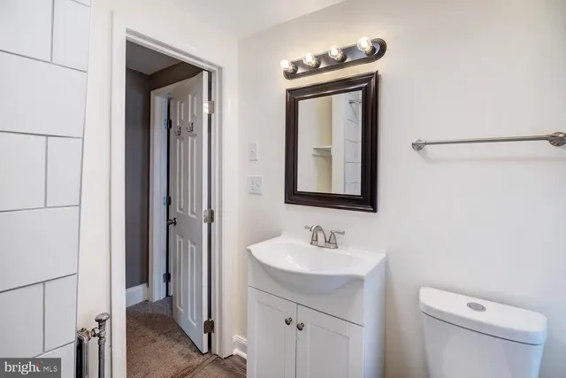 $1,900 | 1909 West 8th Street, Wilmington, DE 19805