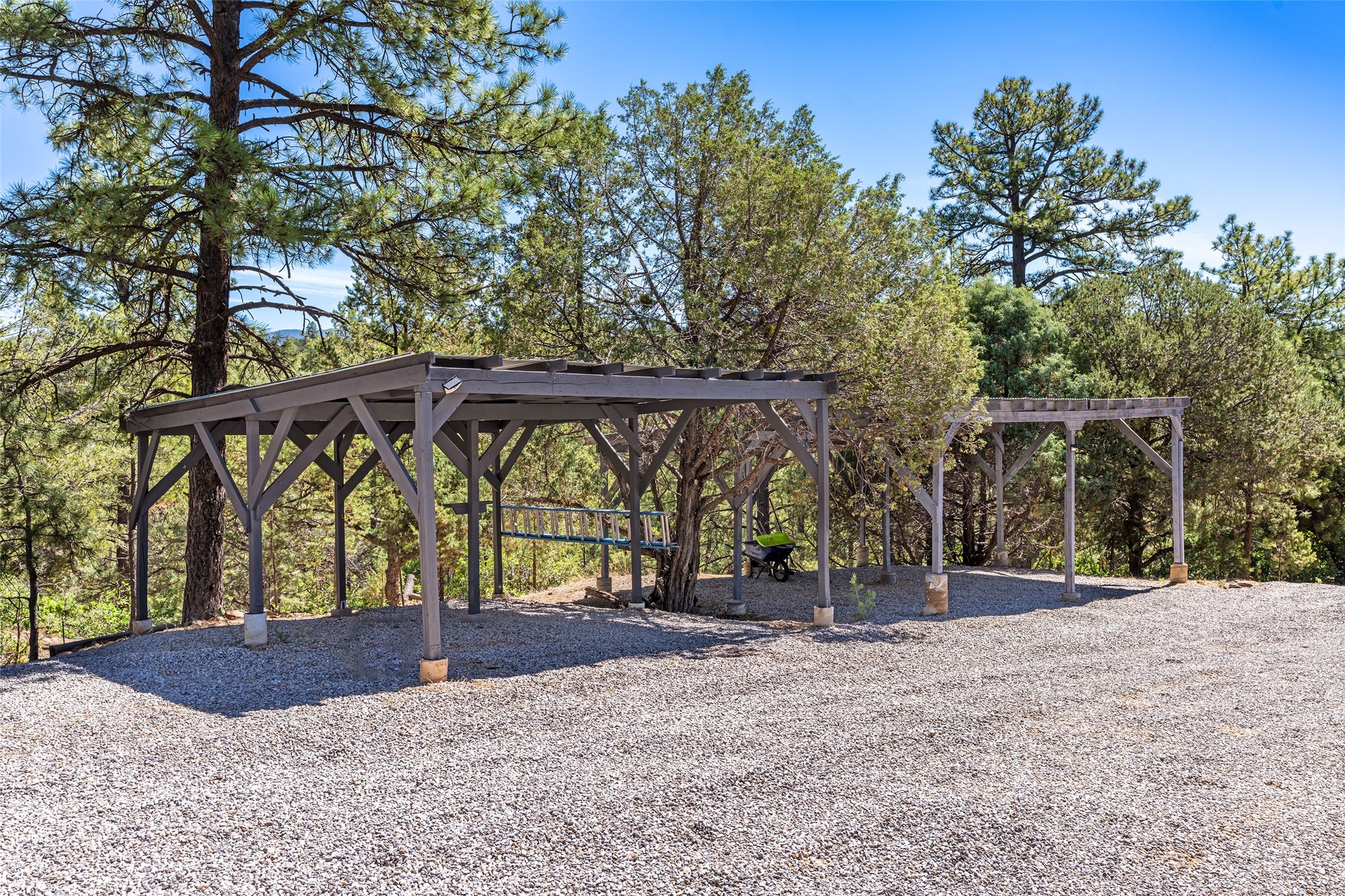 61 Ortiz Road Santa Fe, NM 87505 - Photo 17 of 88