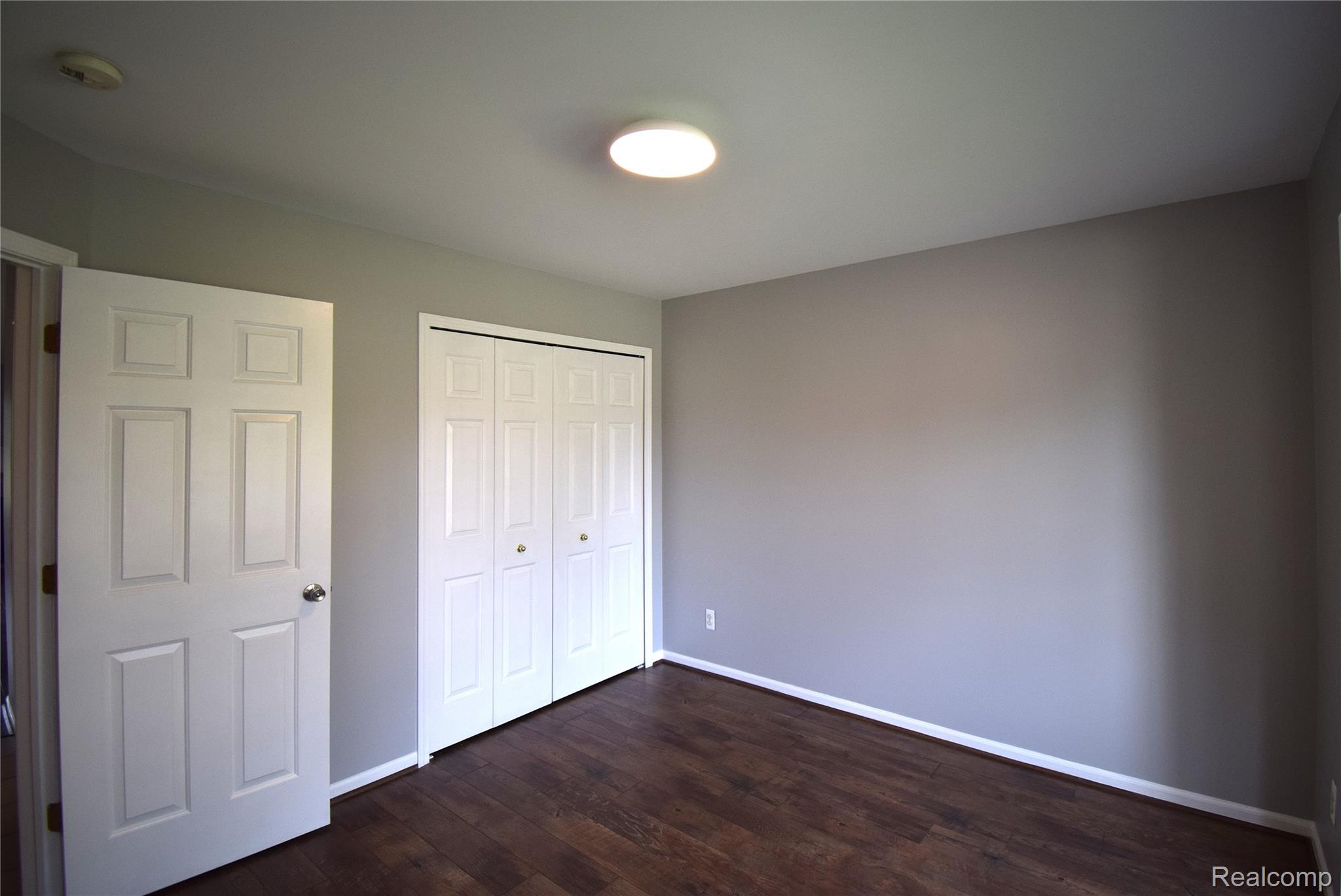 30112 Raintree Circle New Baltimore, MI 48047 - Photo 12 of 28 SEPT 21 030.JPG
