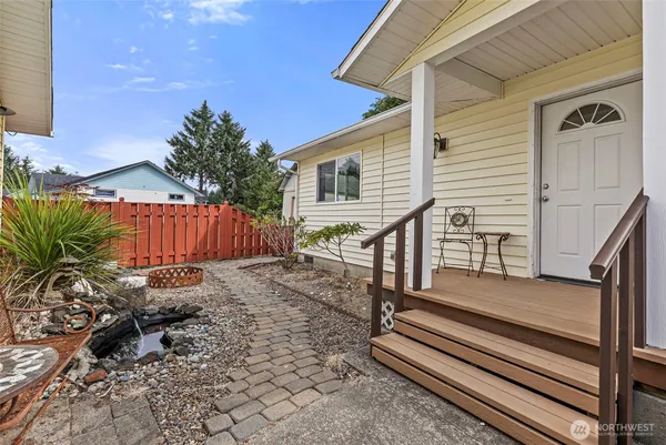 $440,000 | 526 Sunset Avenue, Ocean Shores, WA 98569
