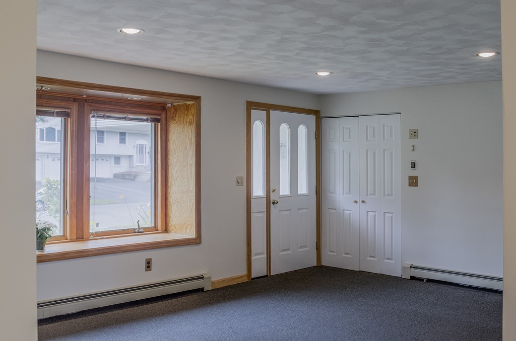 15 Dublin Road Peabody, MA 01960 - Photo 3 of 21 Gallery Image 3