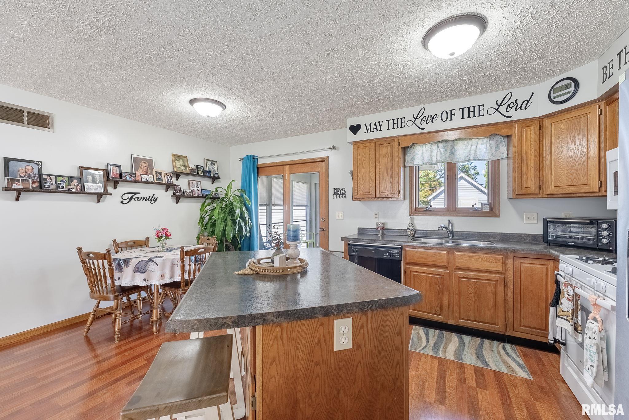 307 Southwest 4th Street Aledo, IL 61231 - Photo 14 of 21 Gallery Image 14