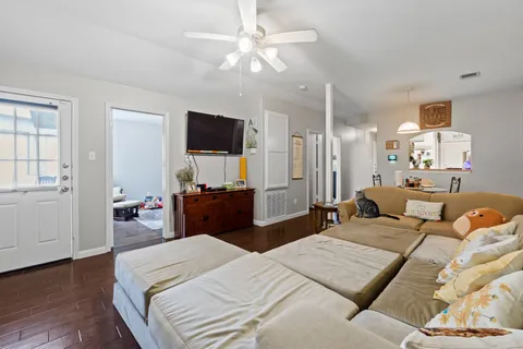 $435,000 | 243-245 Marvin Cove, Hutto, TX 78634