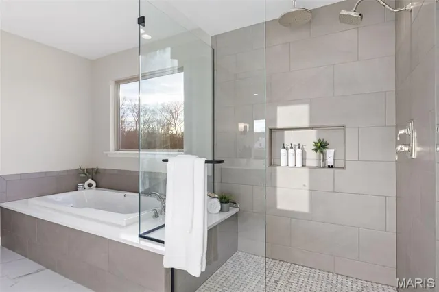 $912,900 | 1 Tbb Nantucket @ Persimmon Trace, Weldon Spring, MO 63304