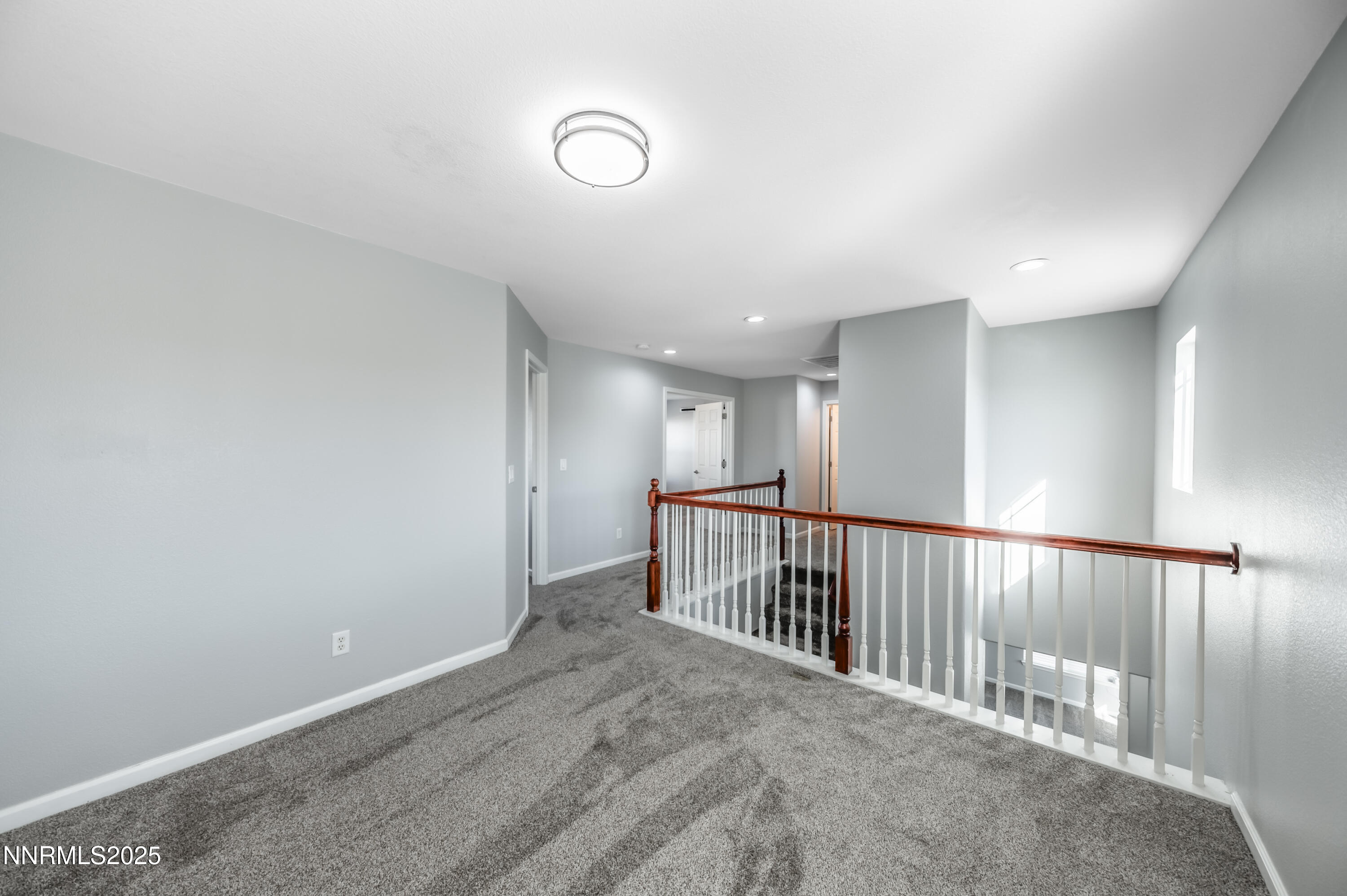 8905 Convair Way Reno, NV 89506 - Photo 22 of 38 a view of a hallway