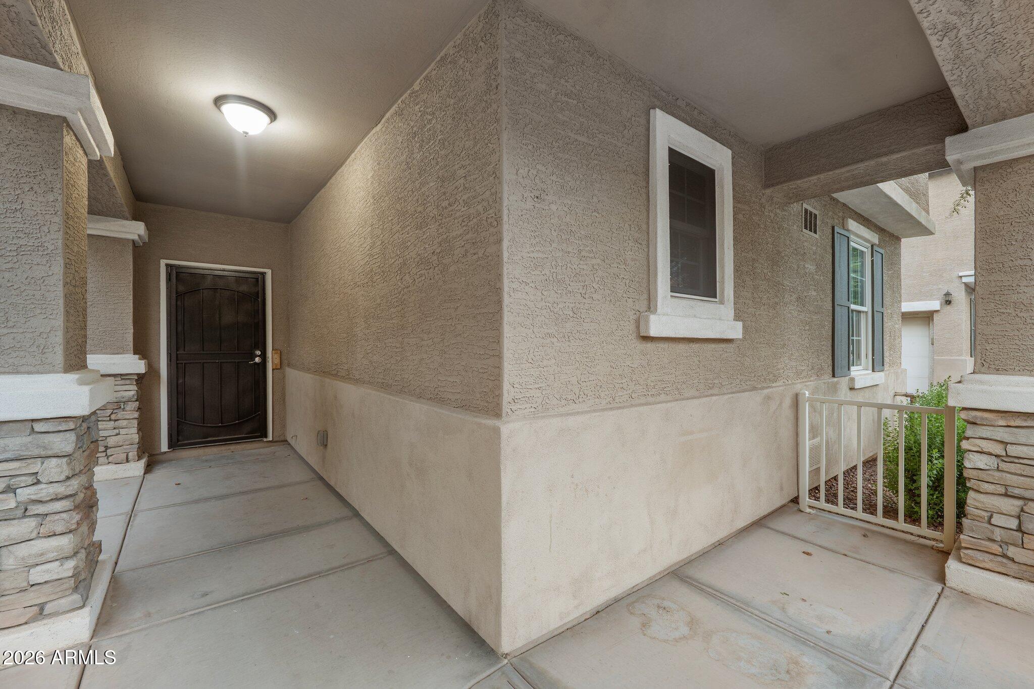 2226 East Fraktur Road Phoenix, AZ 85040 - Photo 23 of 68 Covered patios front & back