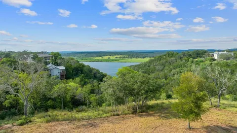 $1,100,000 | 100-200 Contrails Way, Spicewood, TX 78669